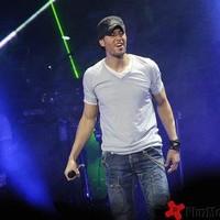 Enrique Iglesias performs on stage at The Air Canada